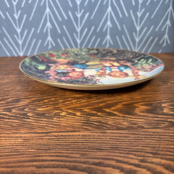 Vintage Hummel Apple Tree Boy and Girl Plate Little Companions Danbury Mint 1980 - Picture 5 of 11